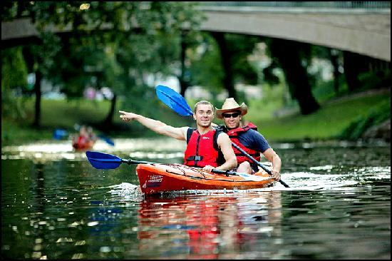 Riga boats – a kayaking adventure in an urban atmosphere